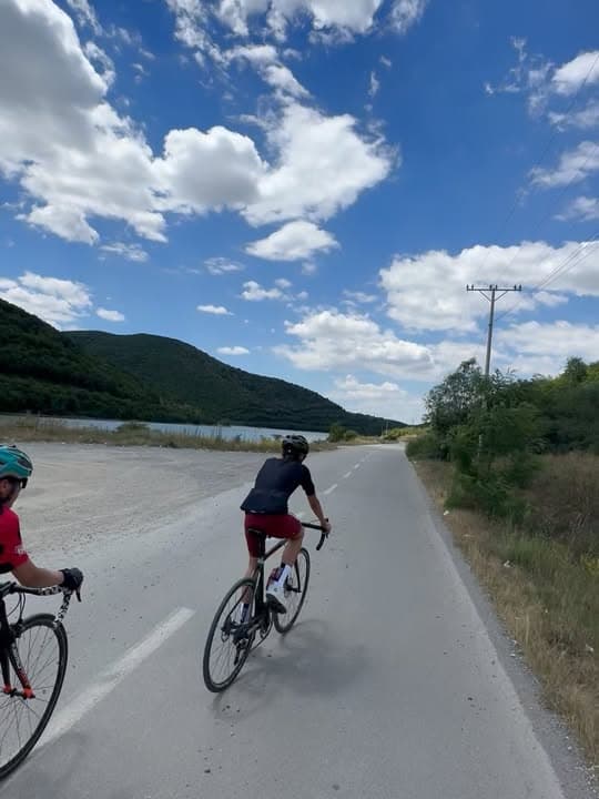 Një muaj që e tregoi punën e bërë në heshtje.