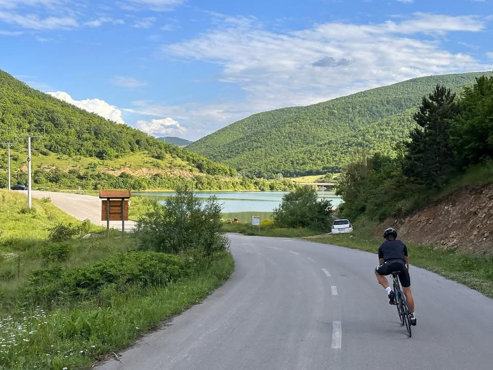 🚴🌿 Cycling through Nature's Symphony 🌿🚴