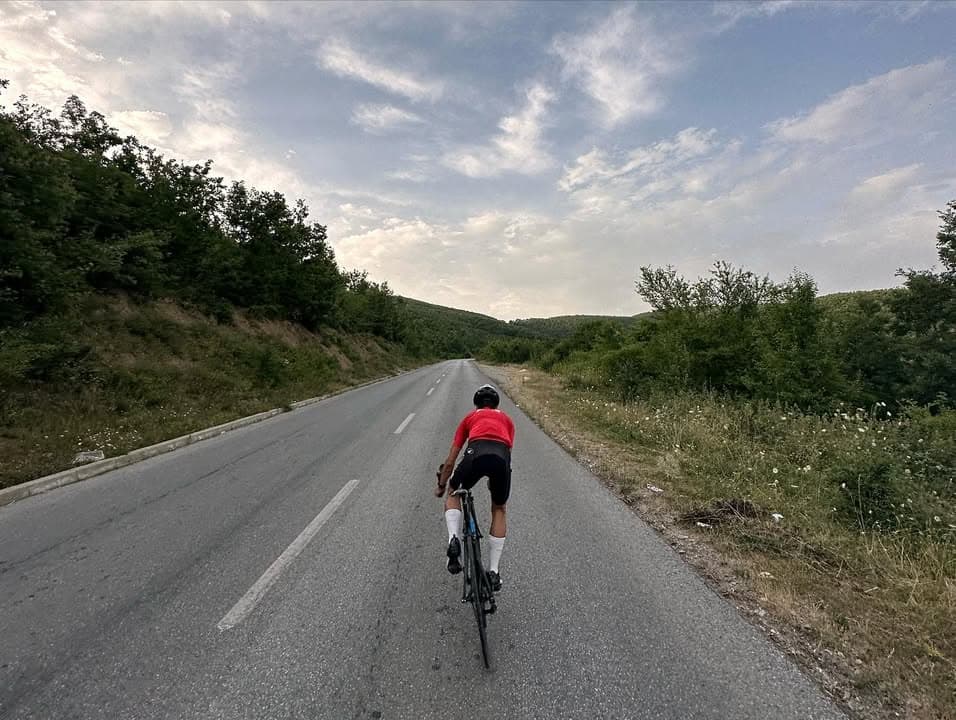 🎉 Celebrating another year of life with a birthday cycling adventure! 🌳🌞