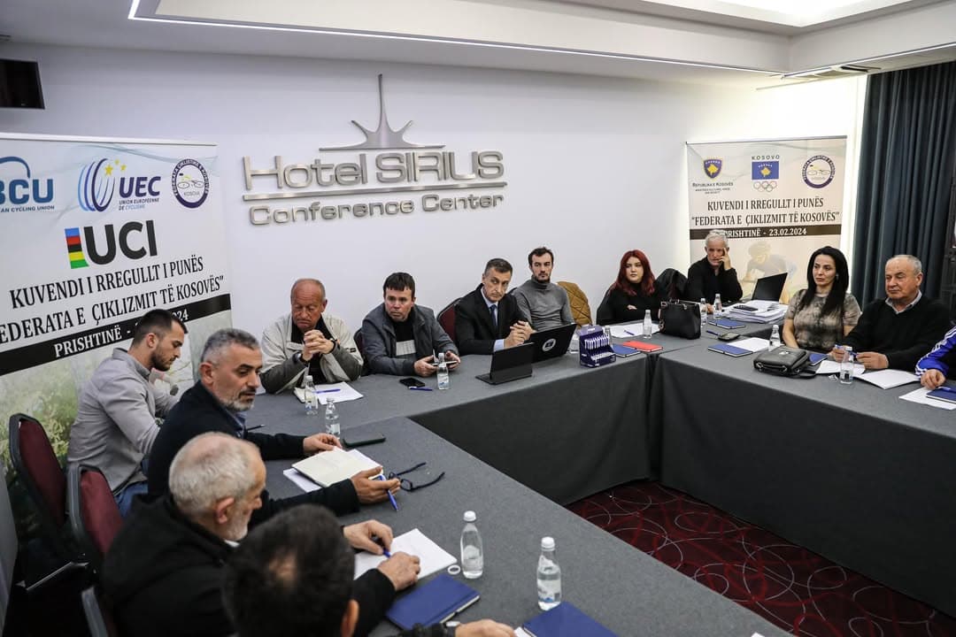 Momente nga Kuvendi i Përgjithshëm i Federatës së Çiklizmit të Kosovës.